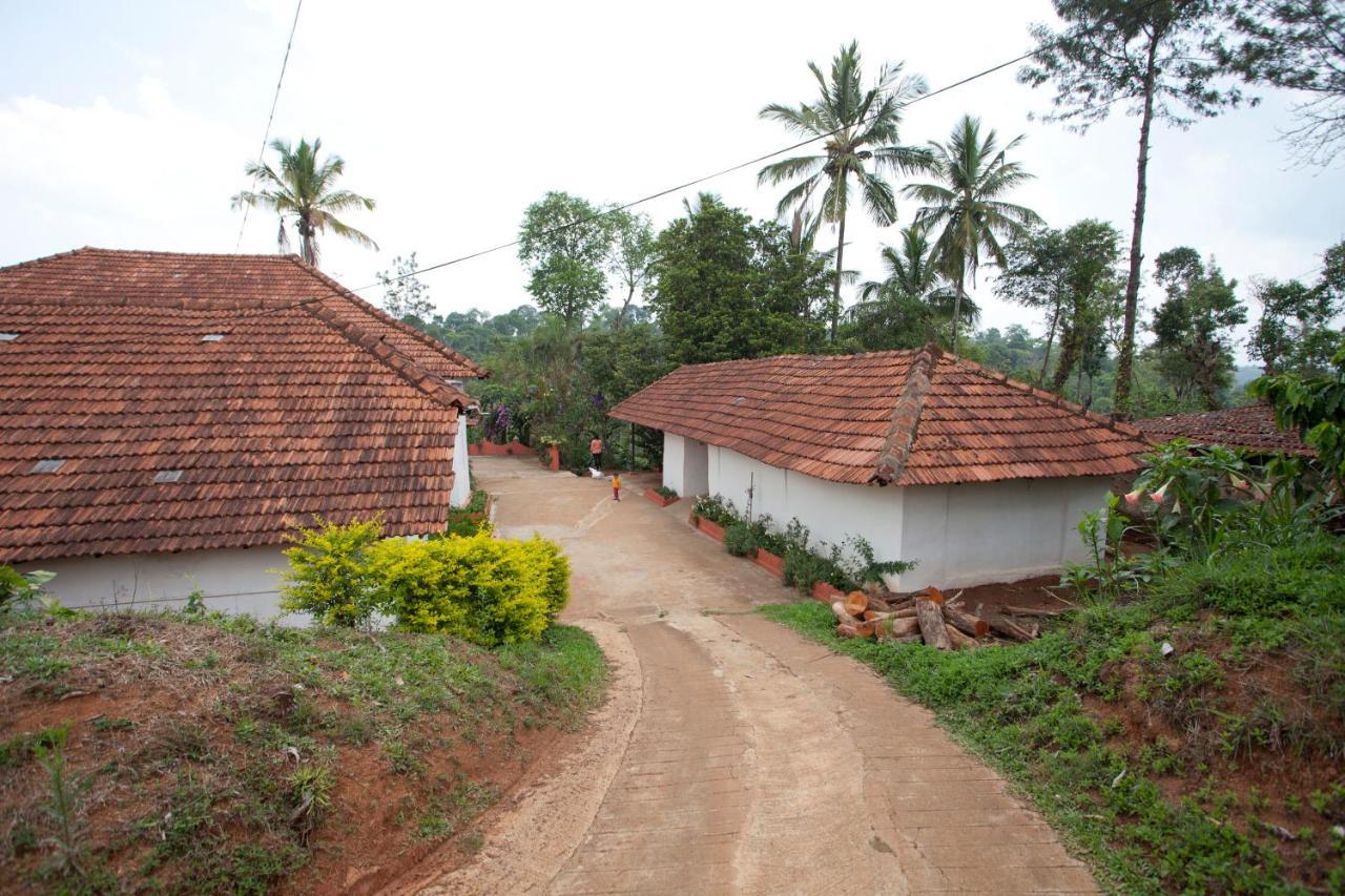 The Blue Mountains Estate Stay Madikeri Exterior photo